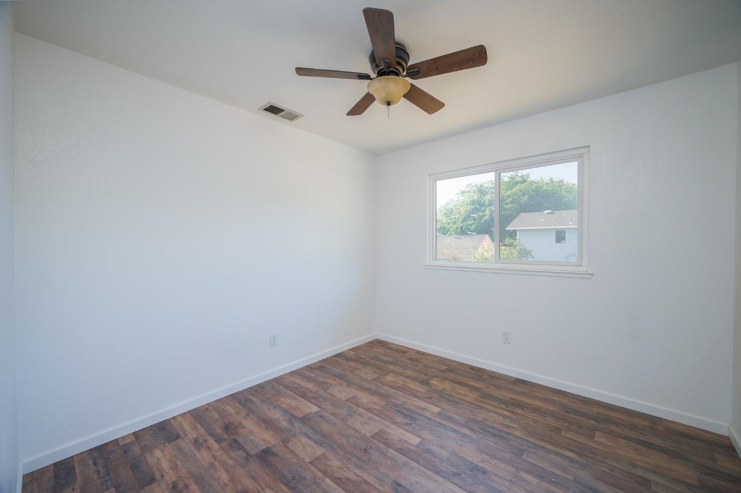 2104 Golden Leaf Court