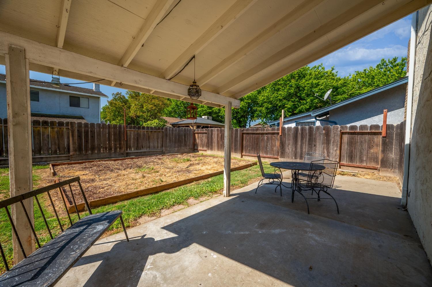 2104 Golden Leaf Court