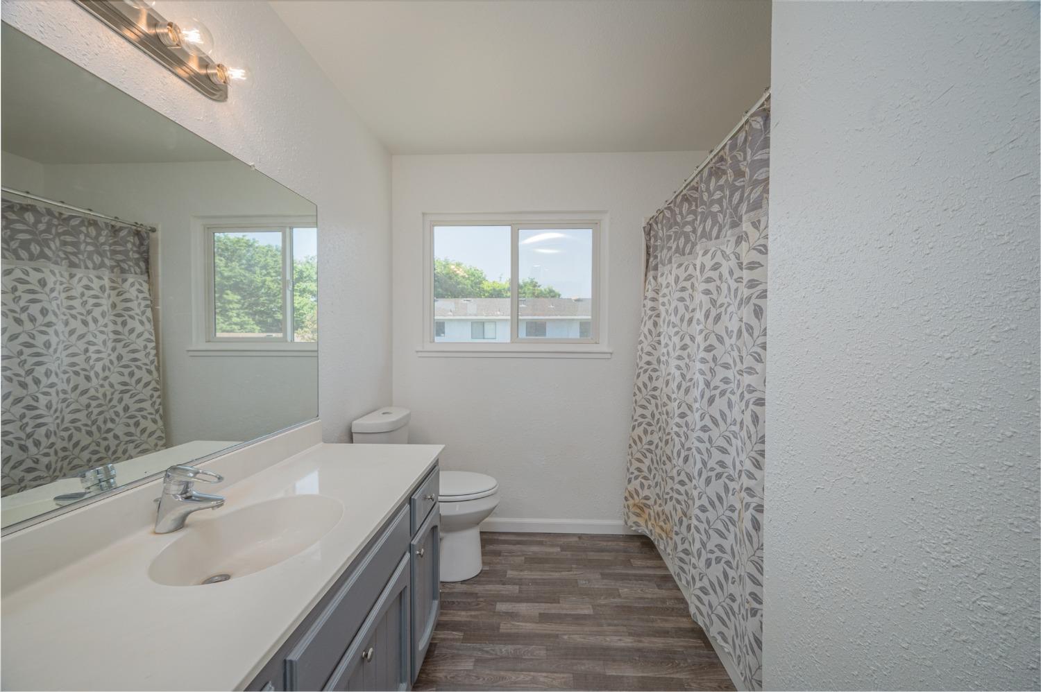 2104 Golden Leaf Court