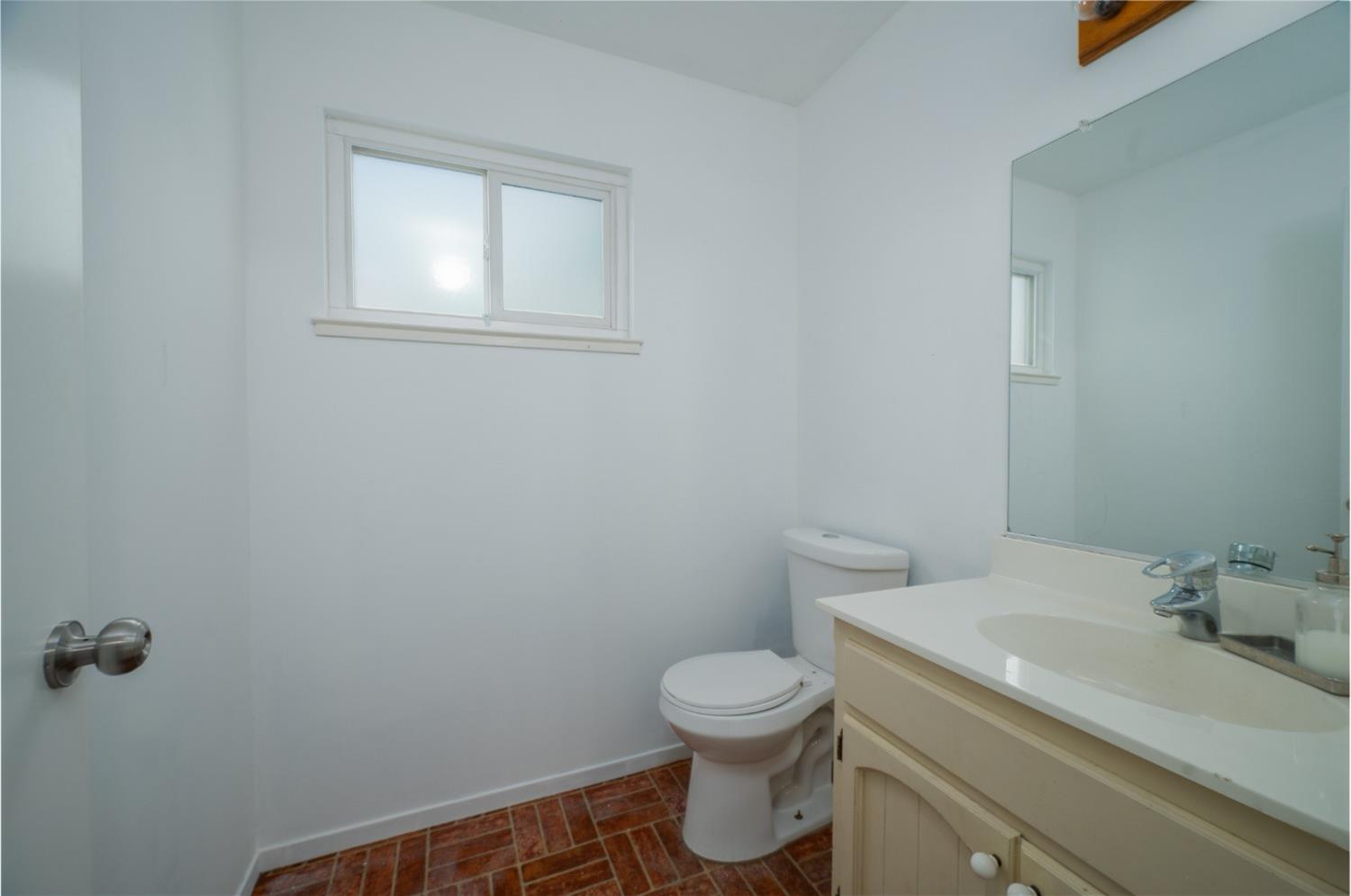 2104 Golden Leaf Court