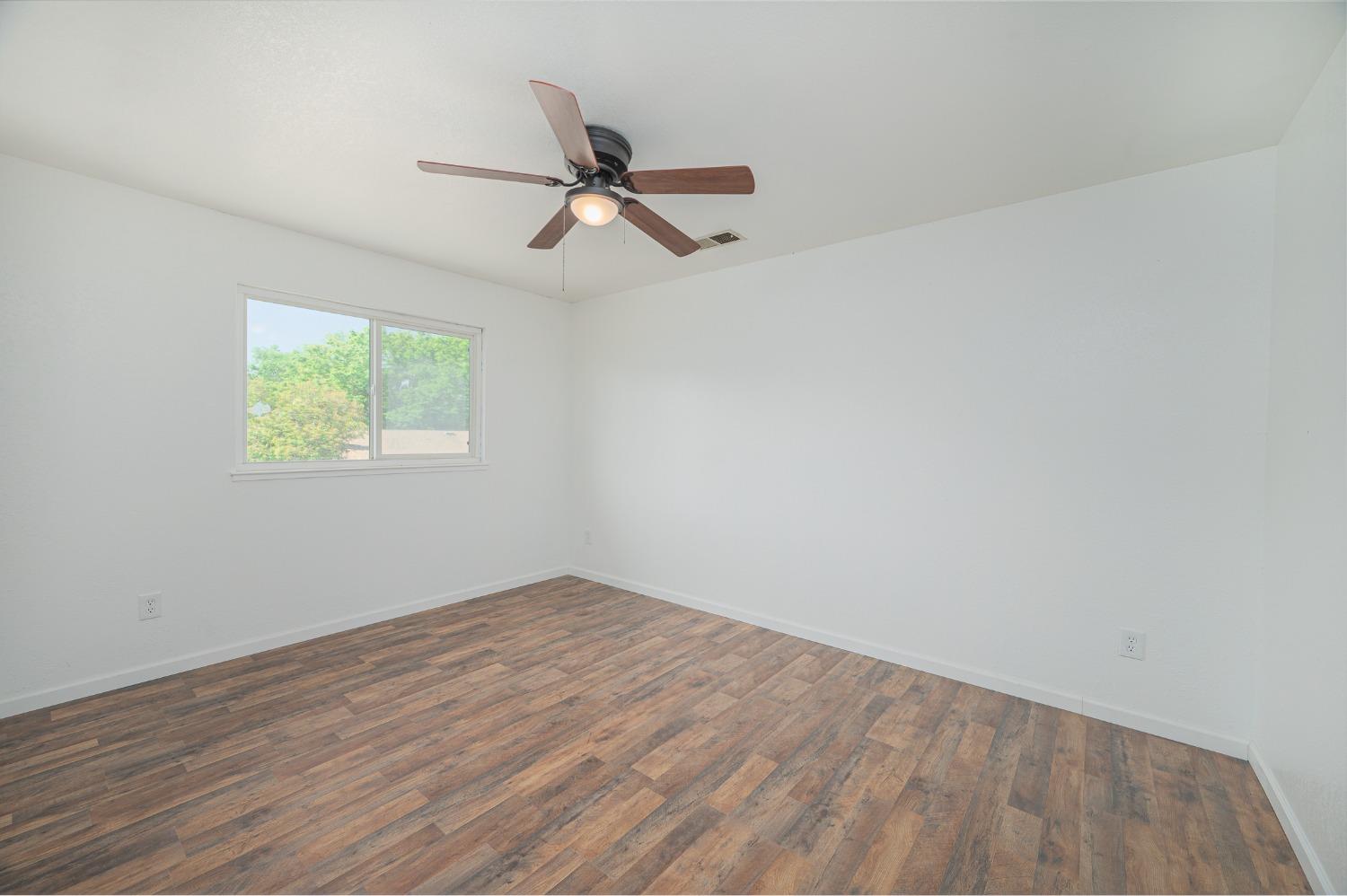 2104 Golden Leaf Court