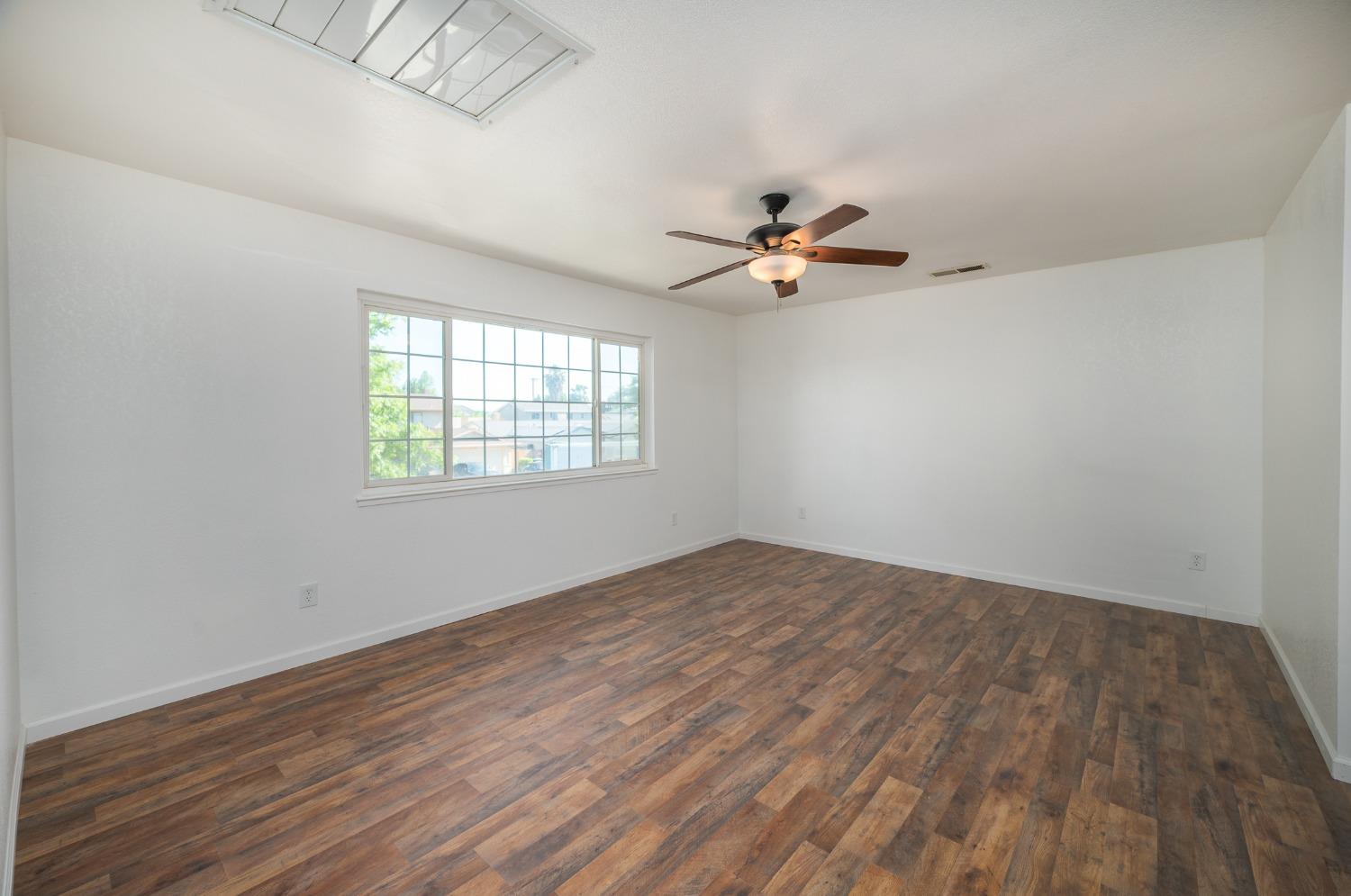 2104 Golden Leaf Court