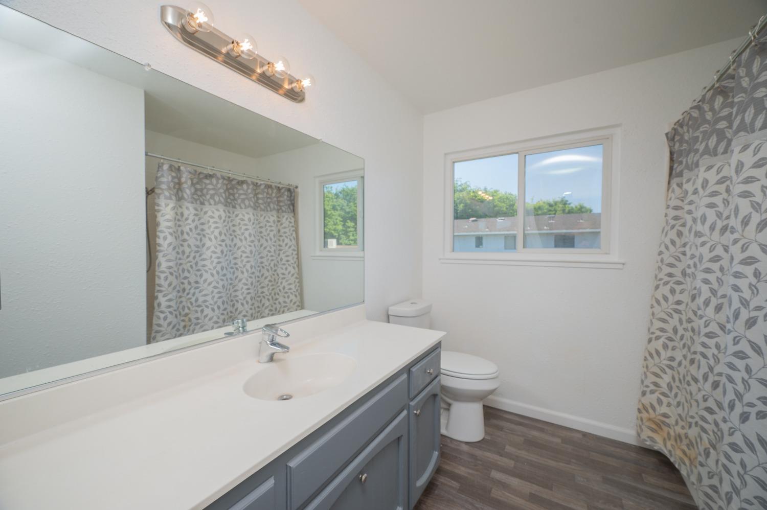 2104 Golden Leaf Court