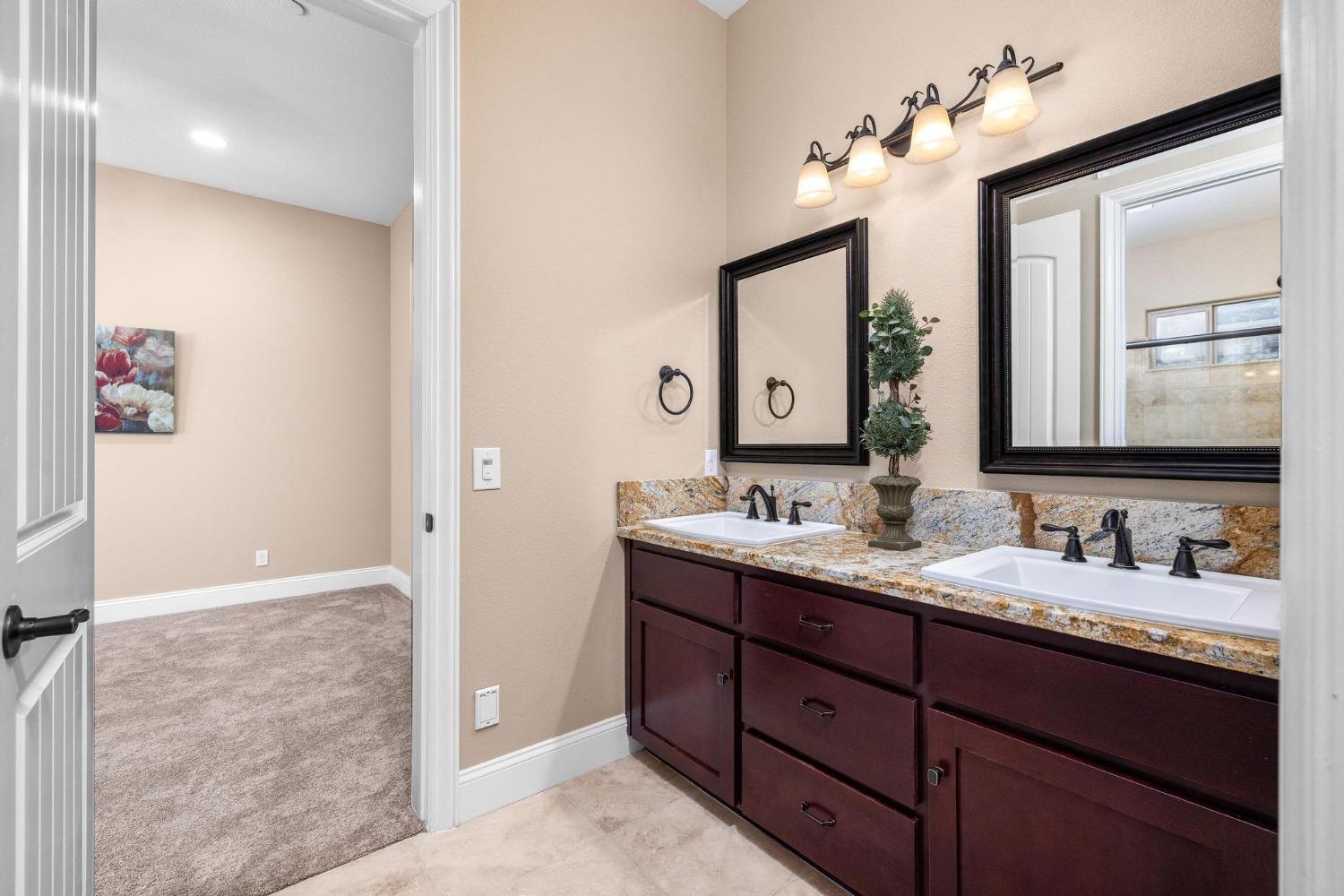 10717 Goldsborough Circle