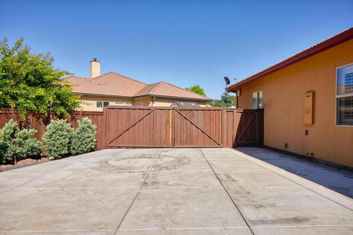 10717 Goldsborough Circle