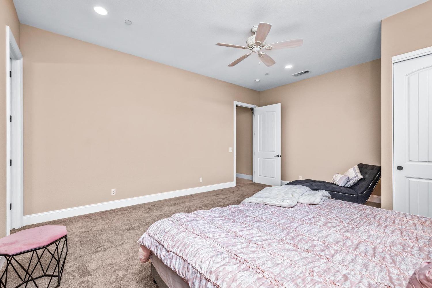 10717 Goldsborough Circle