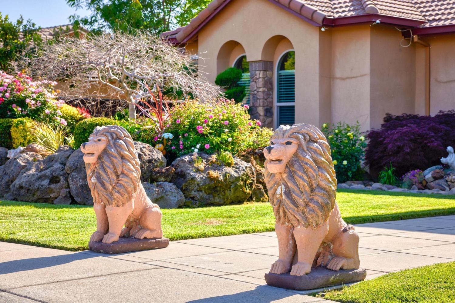 10717 Goldsborough Circle