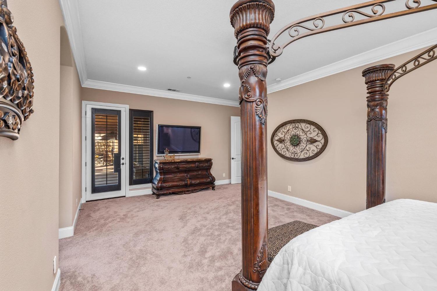10717 Goldsborough Circle
