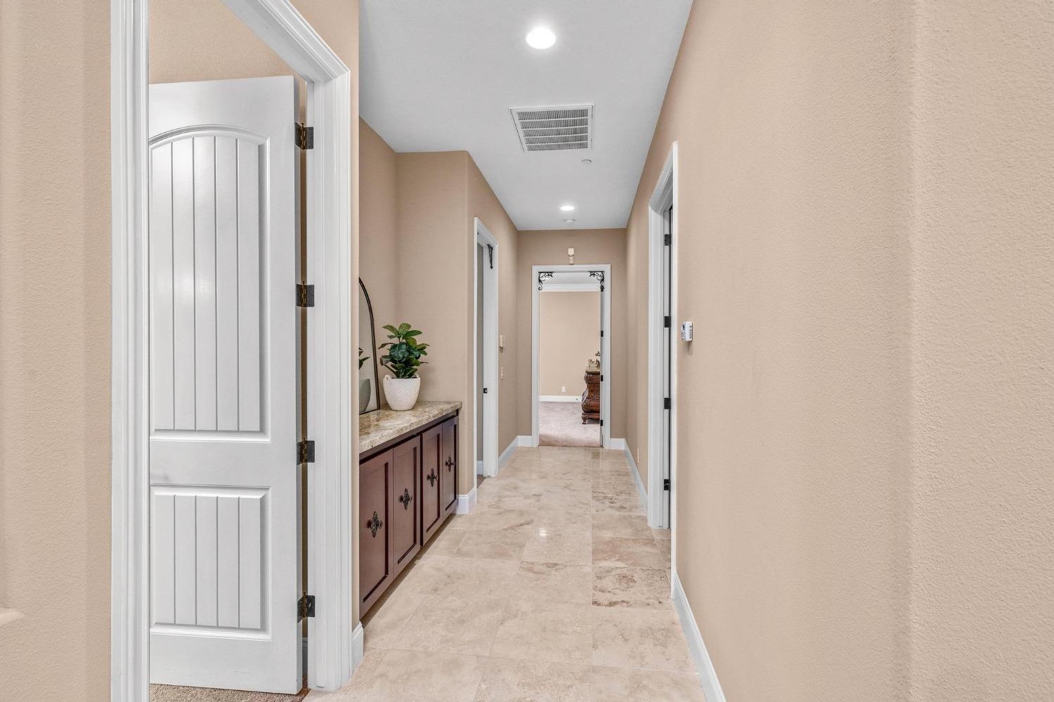 10717 Goldsborough Circle