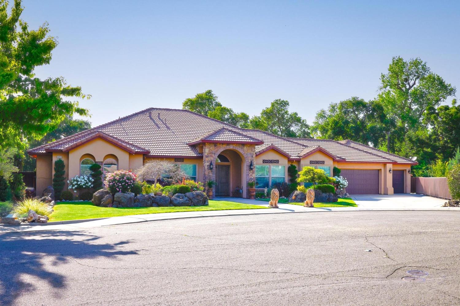 10717 Goldsborough Circle