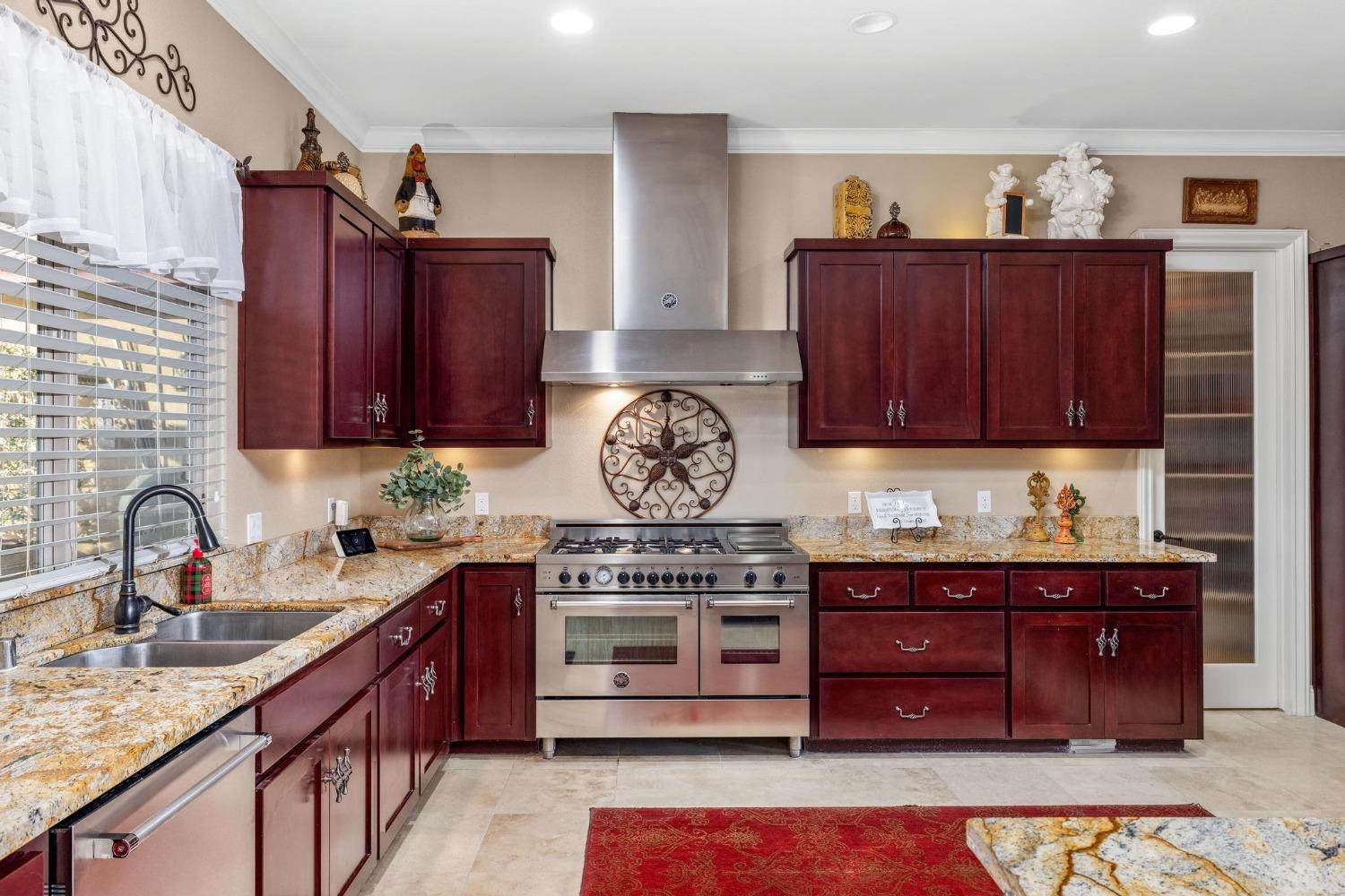 10717 Goldsborough Circle