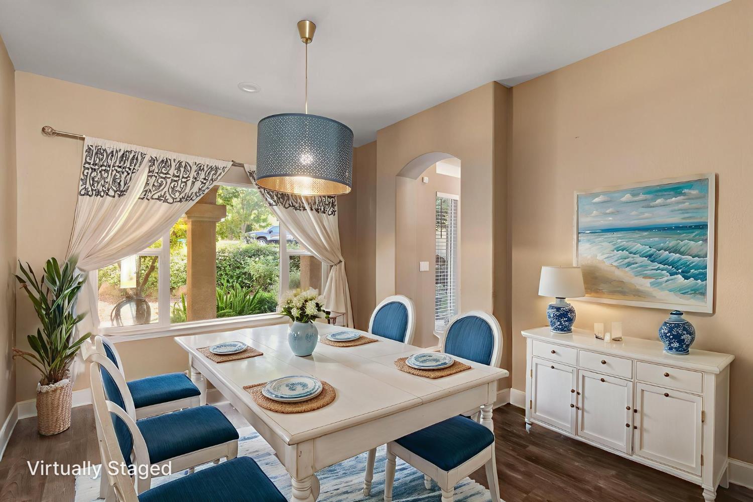 748 Valley View Drive