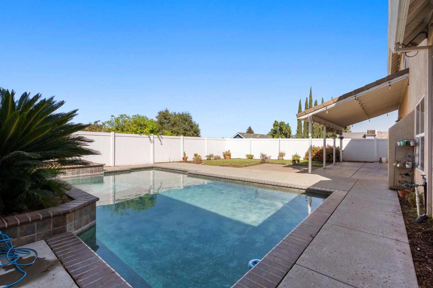 748 Valley View Drive