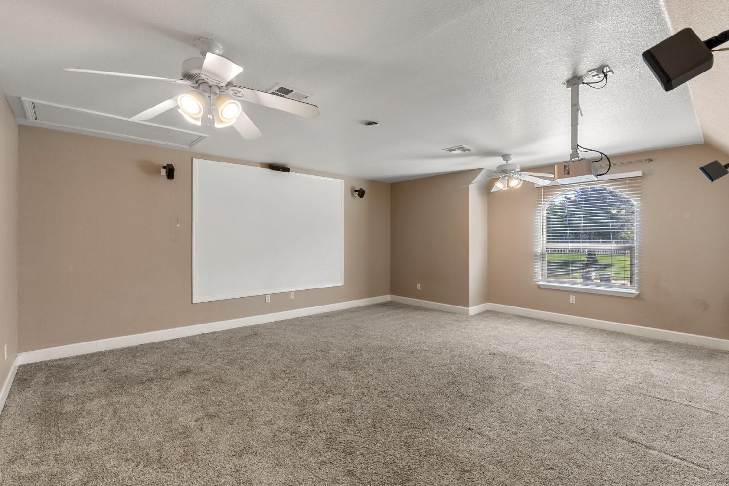 748 Valley View Drive