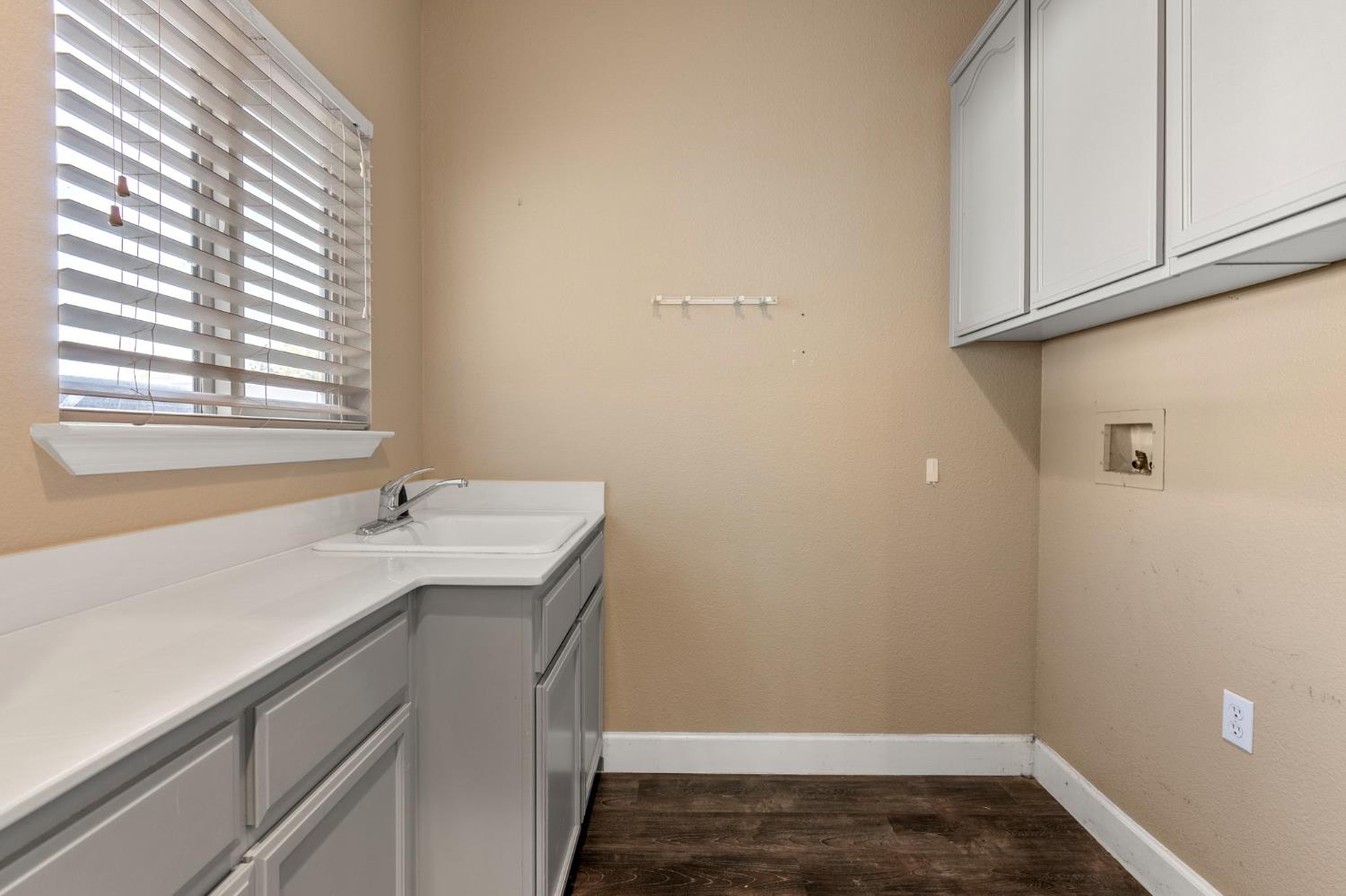 748 Valley View Drive