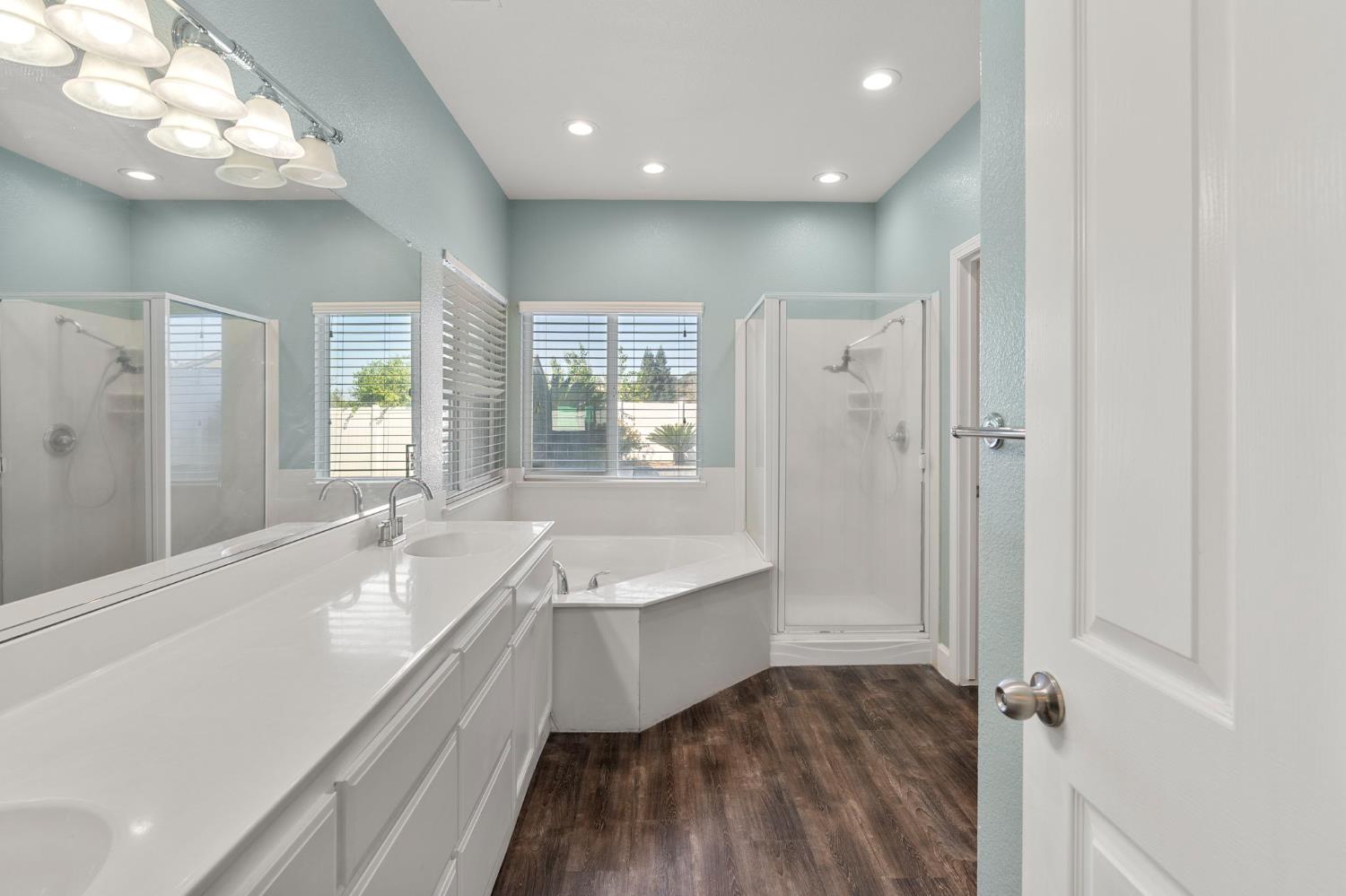 748 Valley View Drive