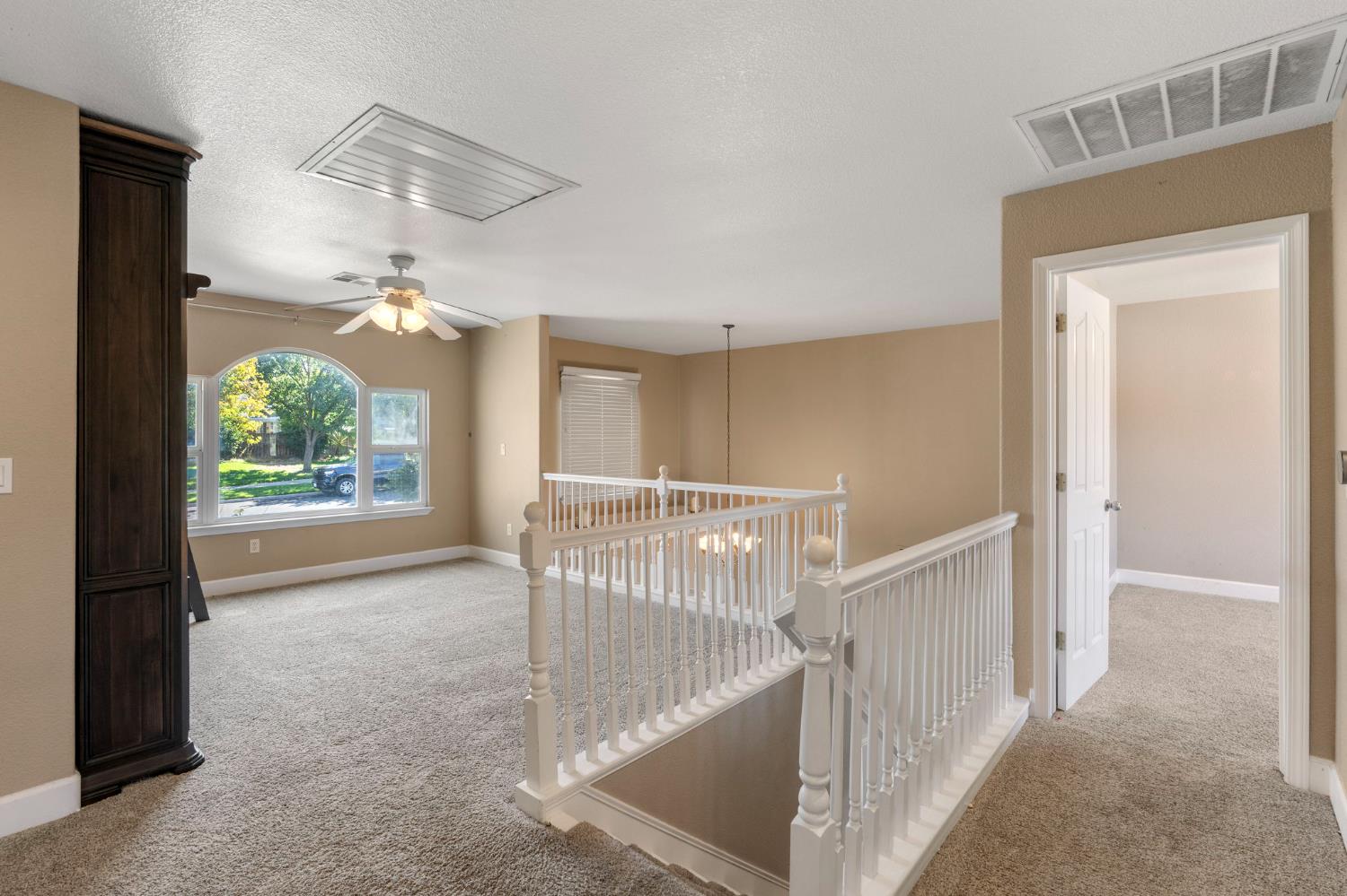 748 Valley View Drive