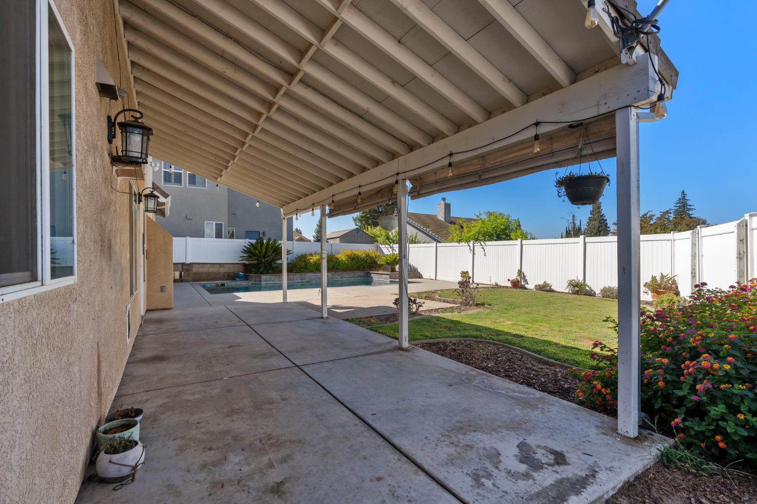 748 Valley View Drive