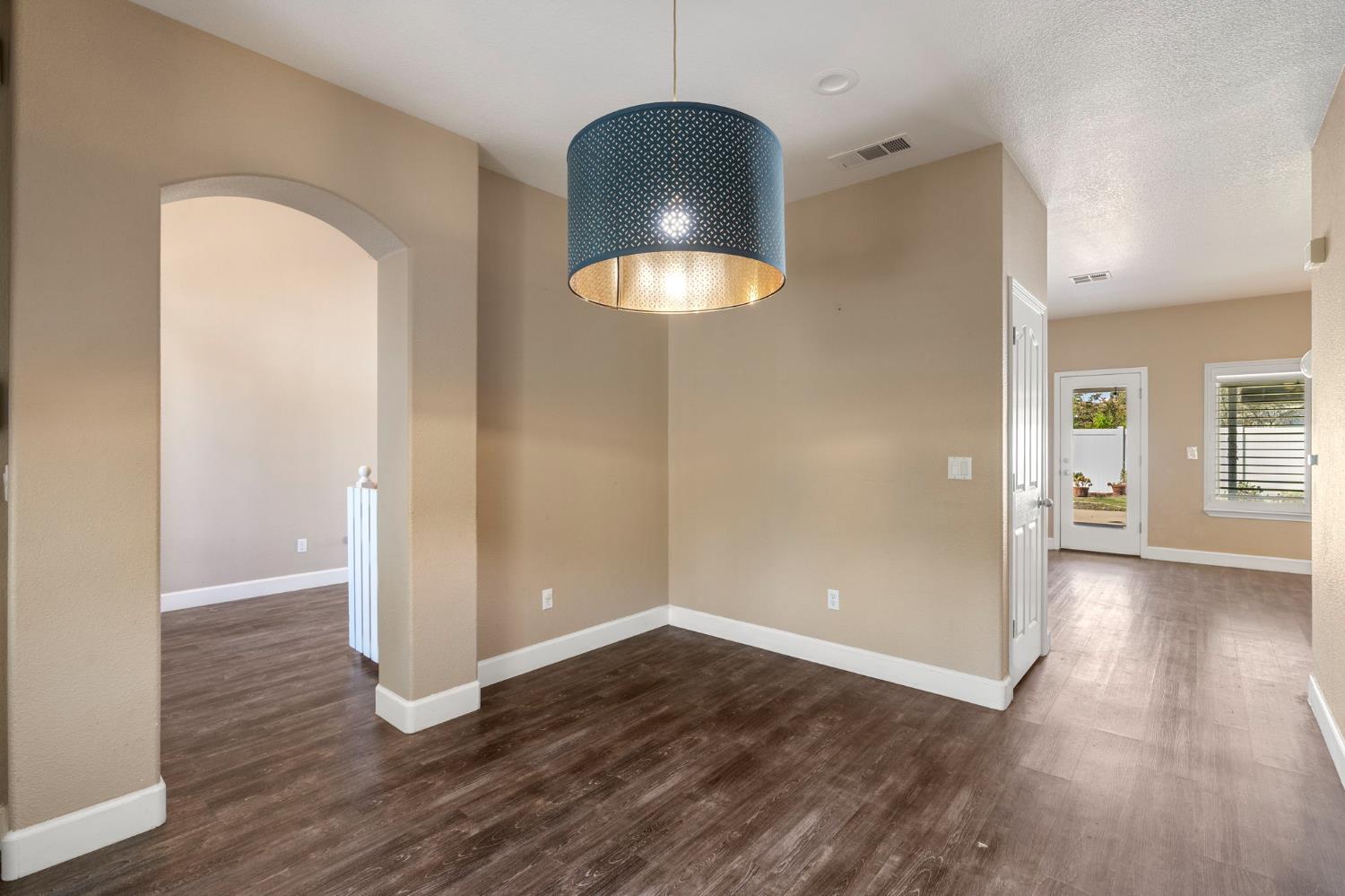 748 Valley View Drive