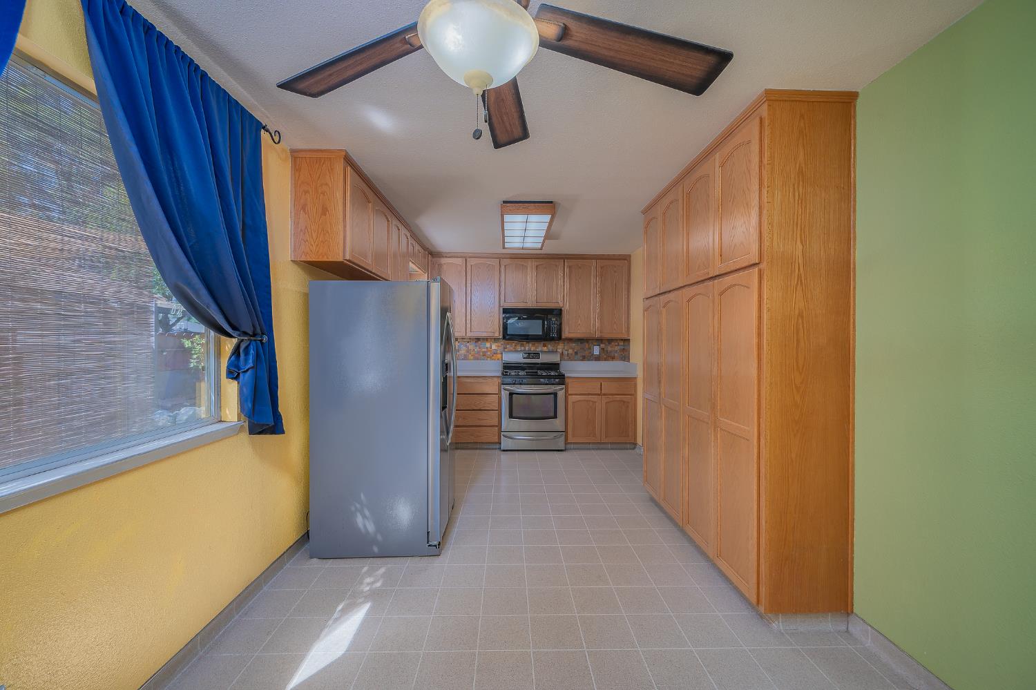 2201 Presidio Avenue