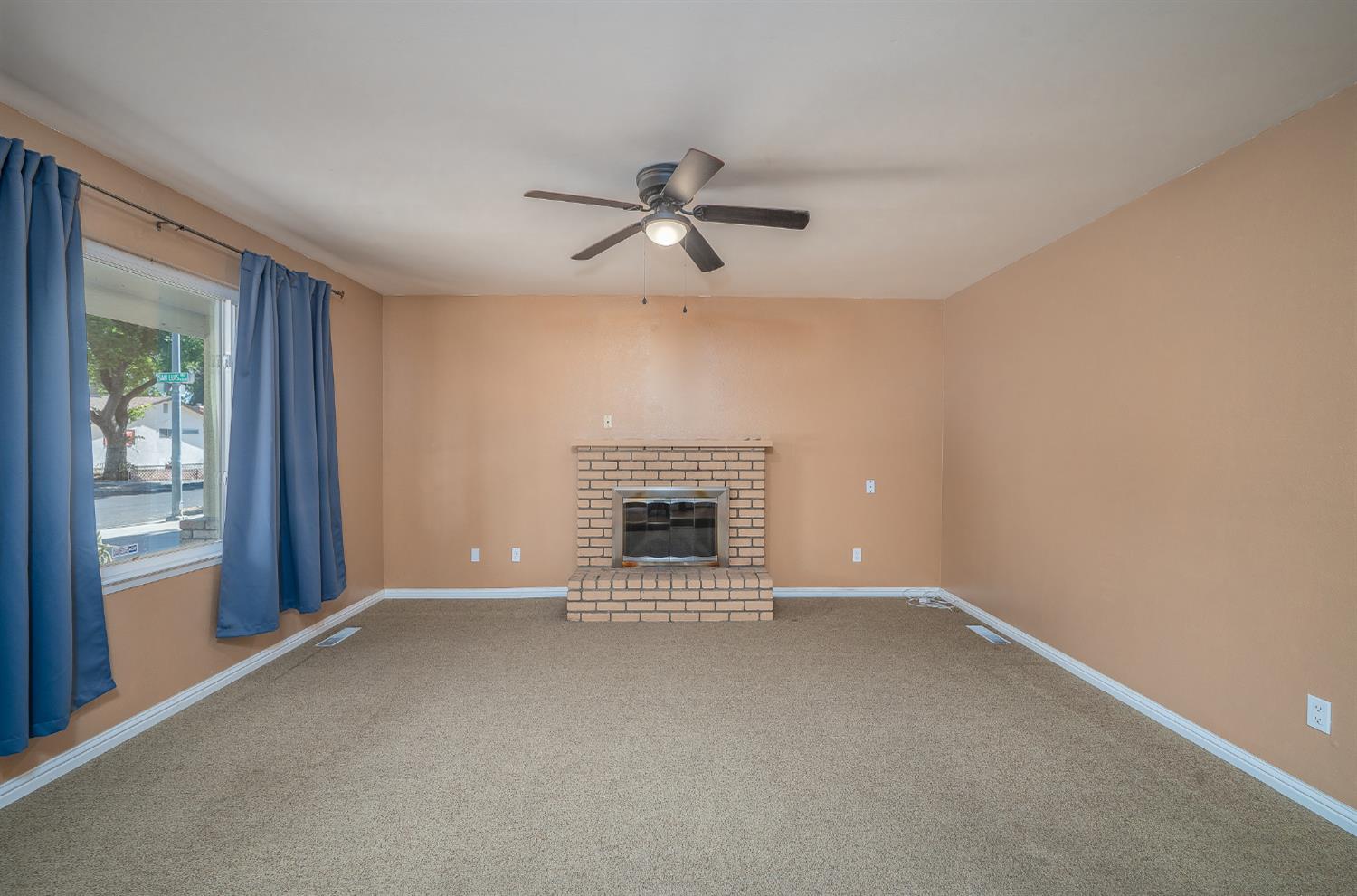 2201 Presidio Avenue