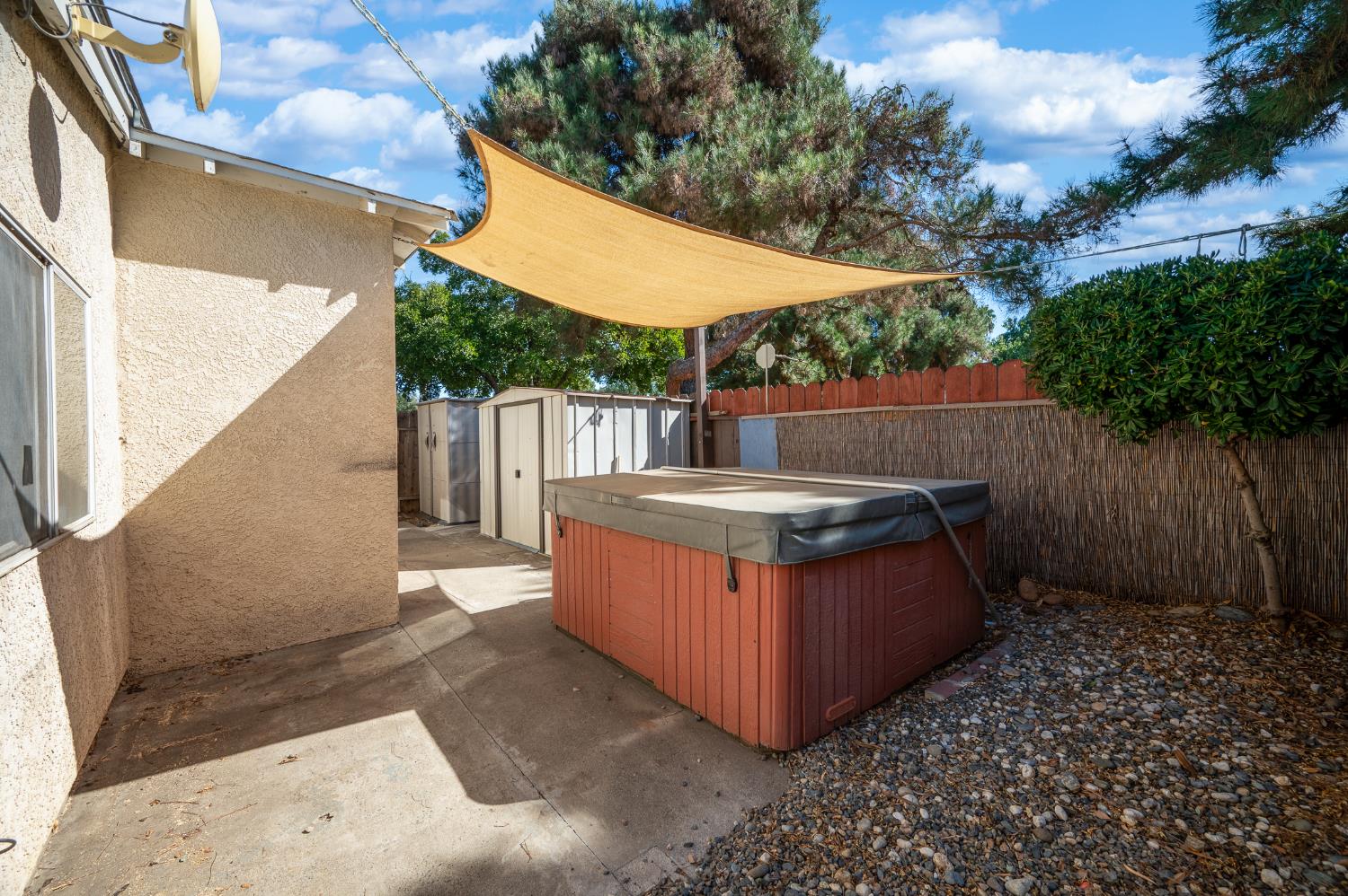 2201 Presidio Avenue