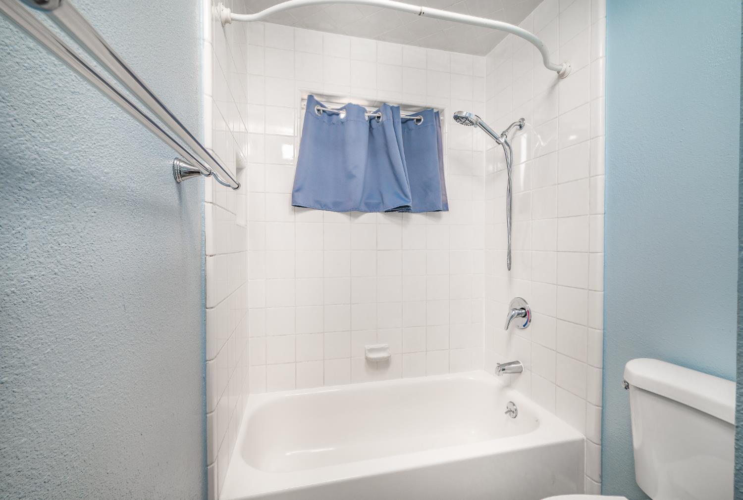 2201 Presidio Avenue