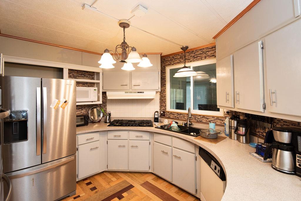 1200 S Carpenter Road 42