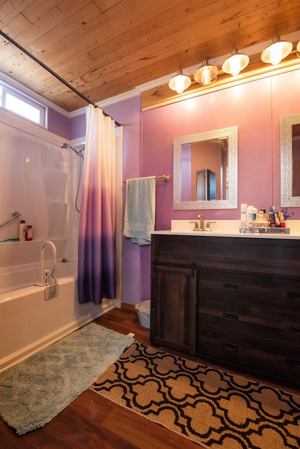 1200 S Carpenter Road 42