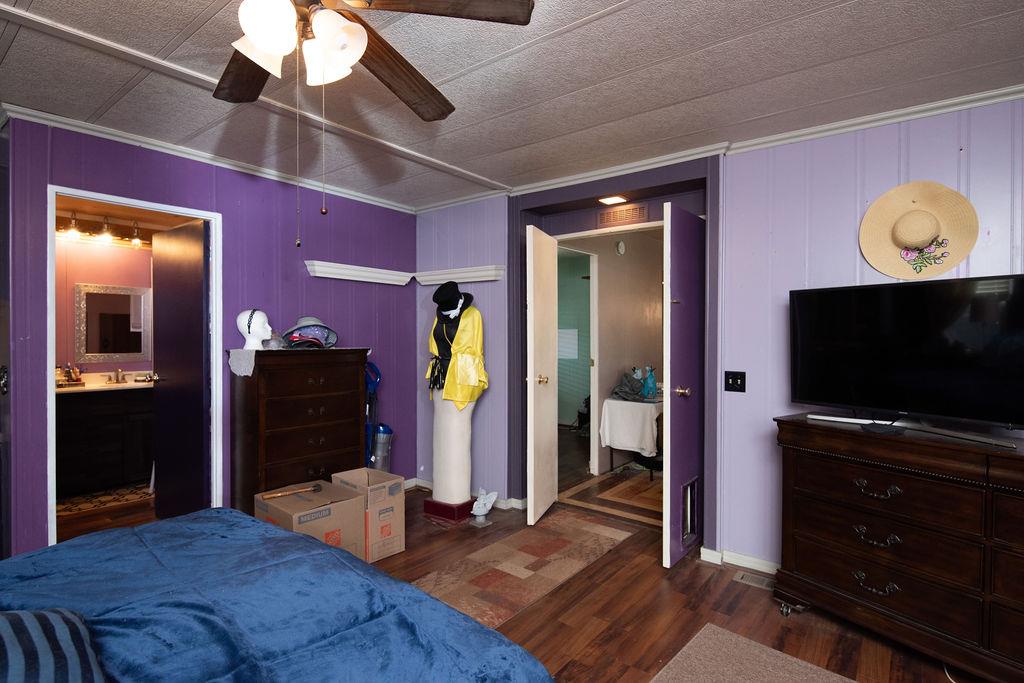 1200 S Carpenter Road 42