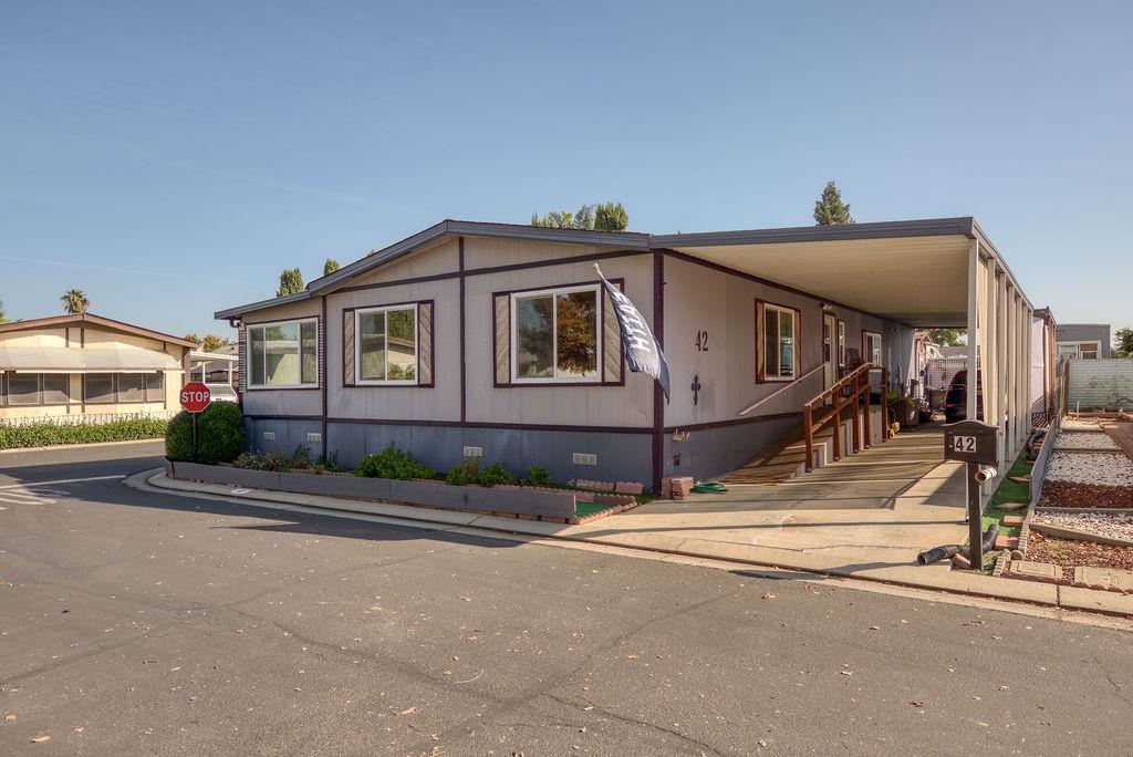 1200 S Carpenter Road 42