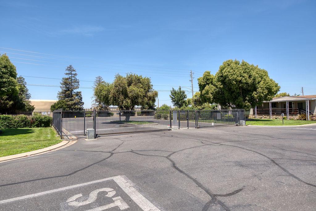 1200 S Carpenter Road 42