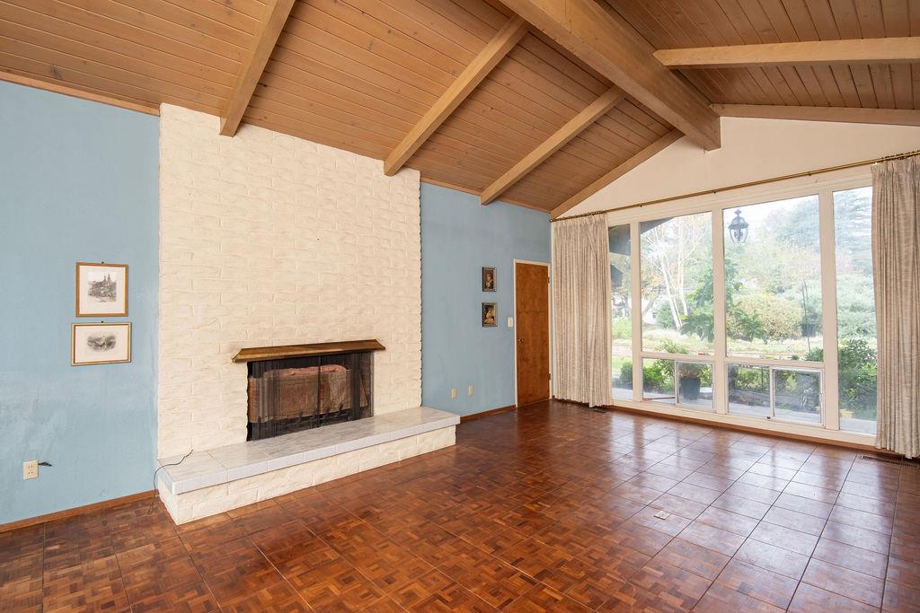 2128 Park Ridge Drive