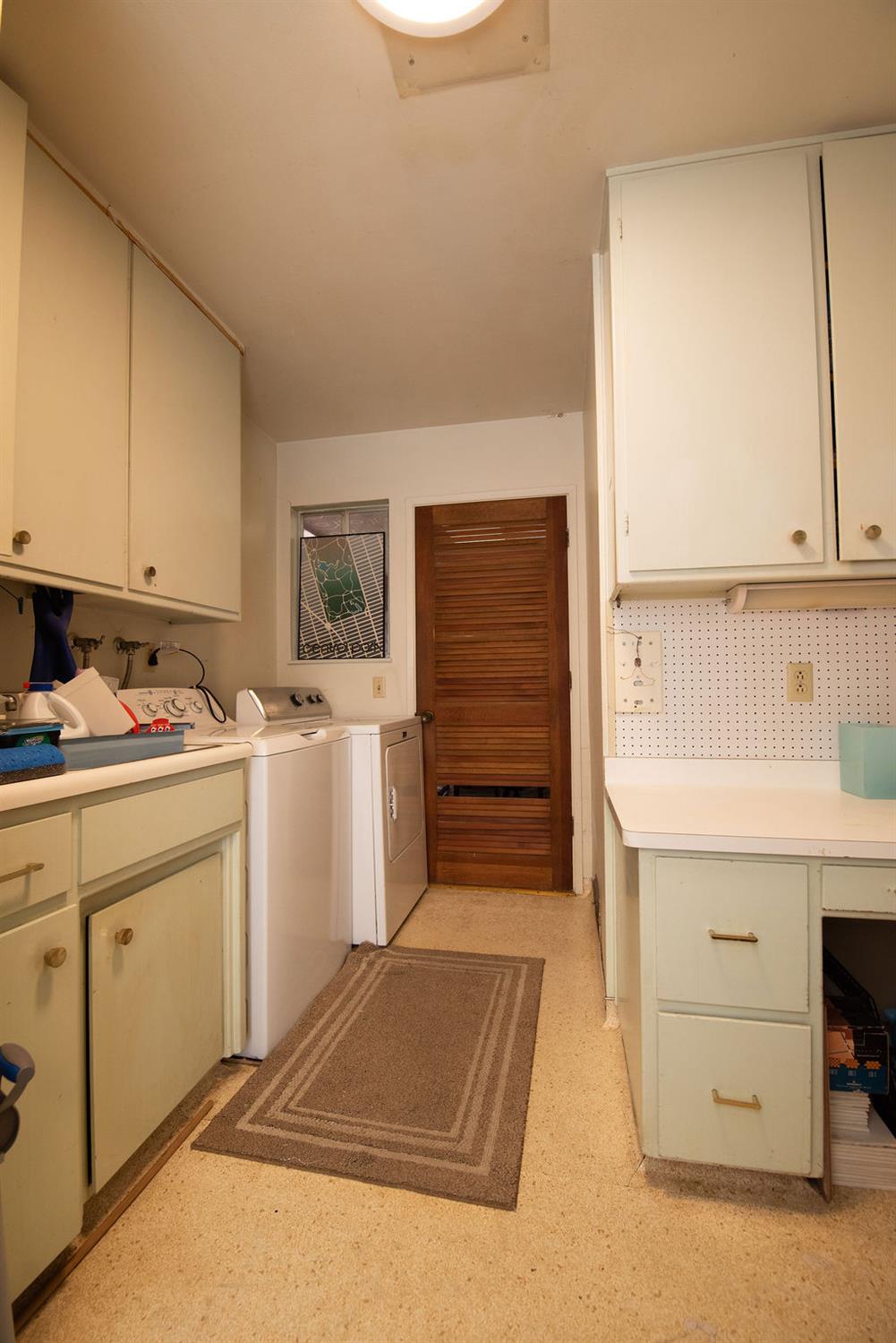 2128 Park Ridge Drive