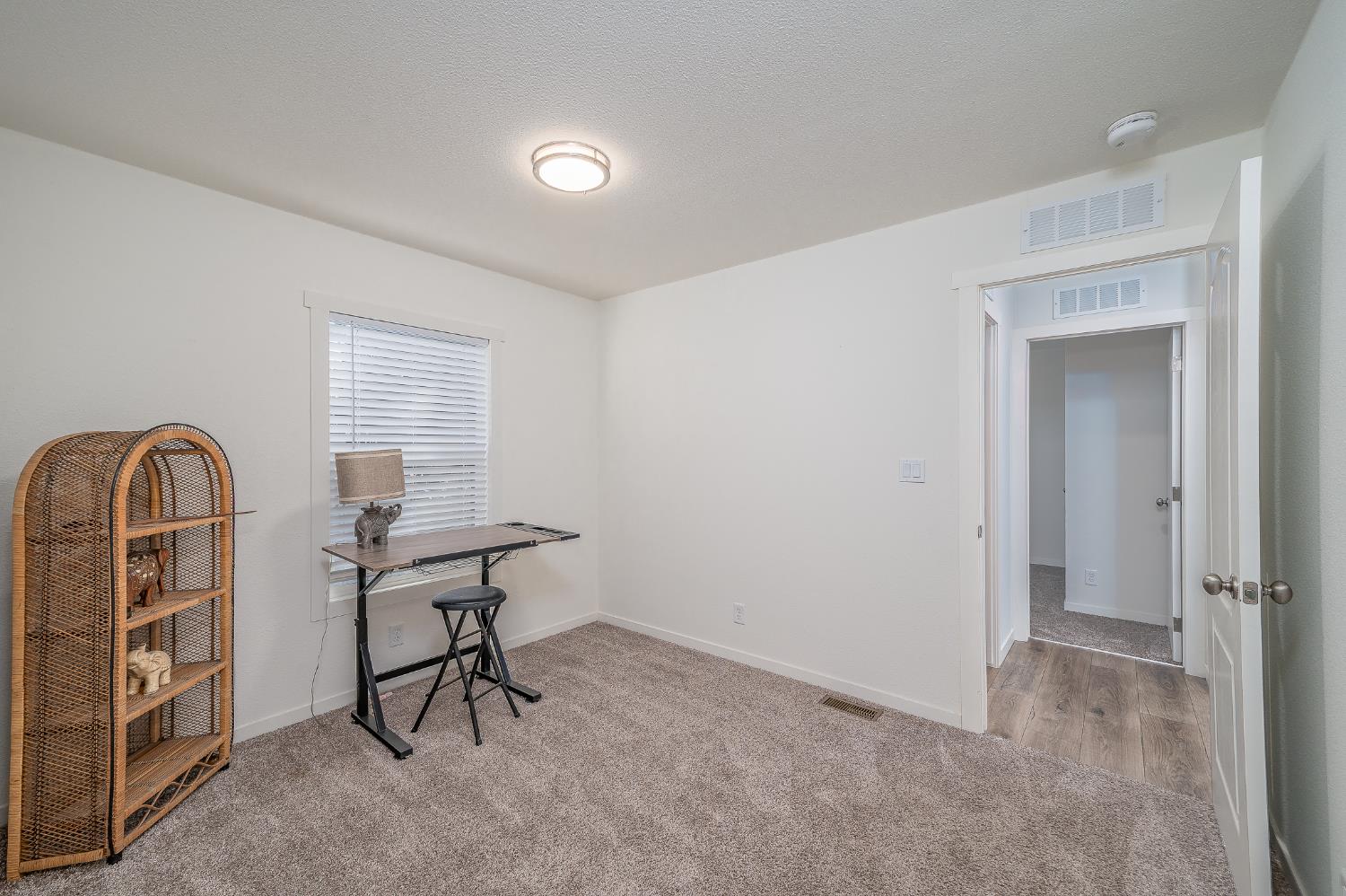 2307 Oakdale Road 13