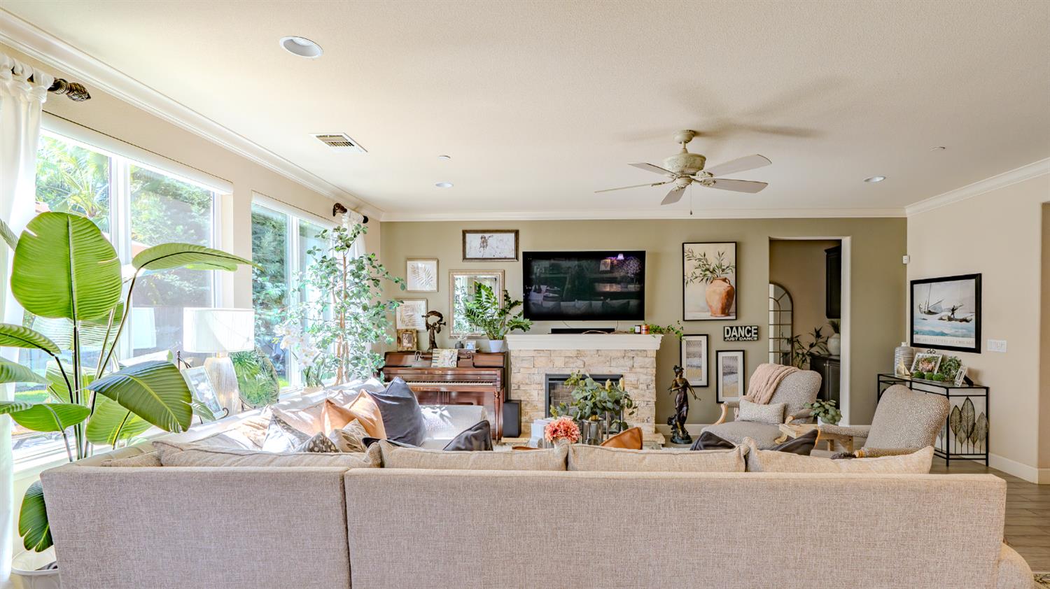 2848 Westport Circle
