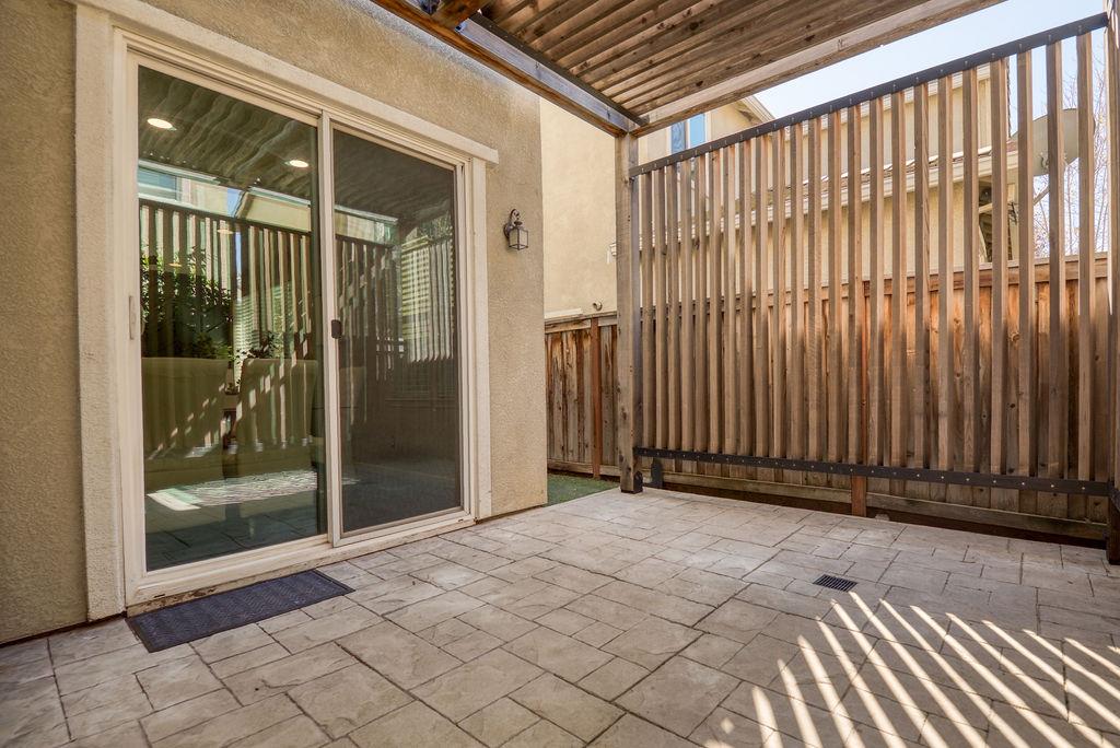 2228 Gallery Drive