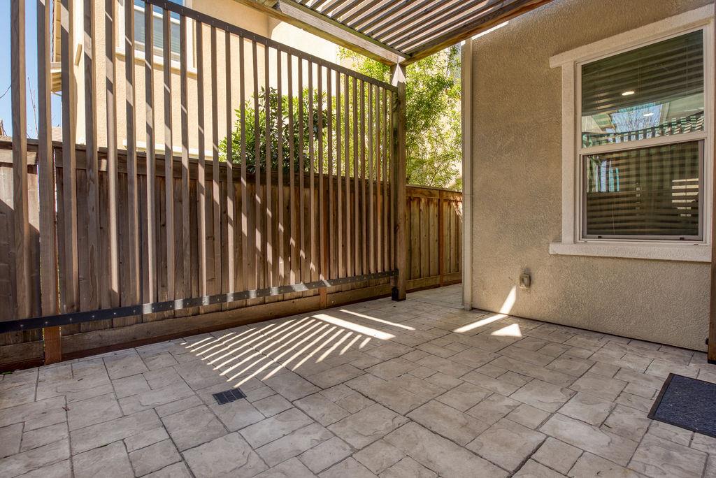 2228 Gallery Drive