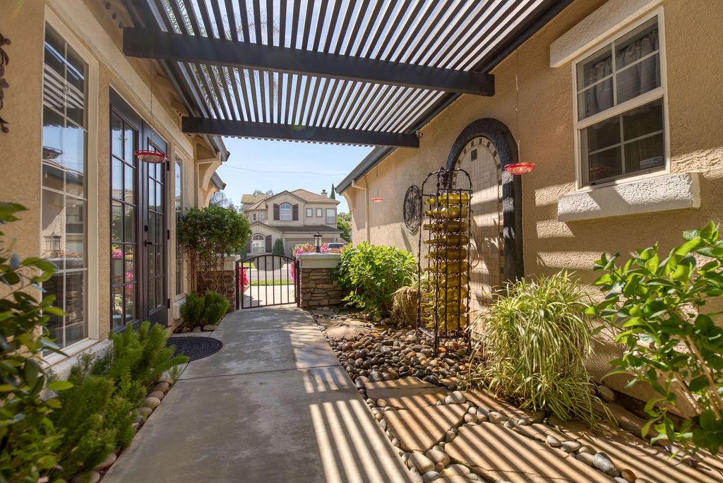 1981 Schaffhausen Street