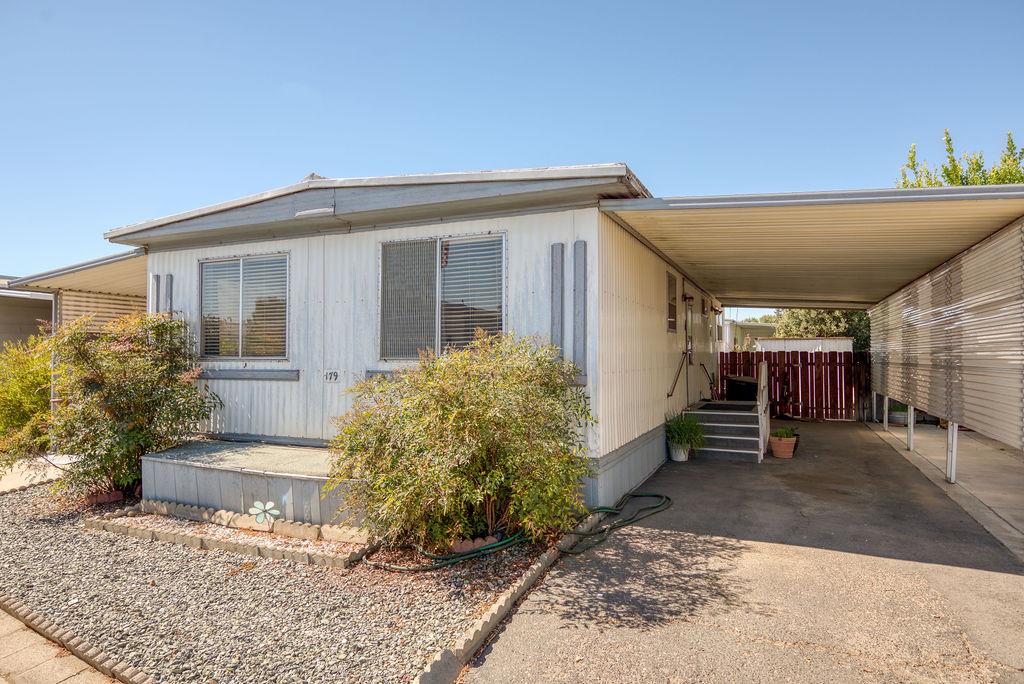 2505 Jackson Avenue 179