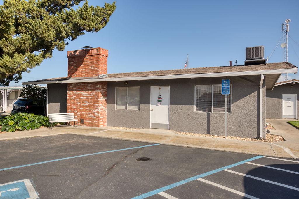 2505 Jackson Avenue 179