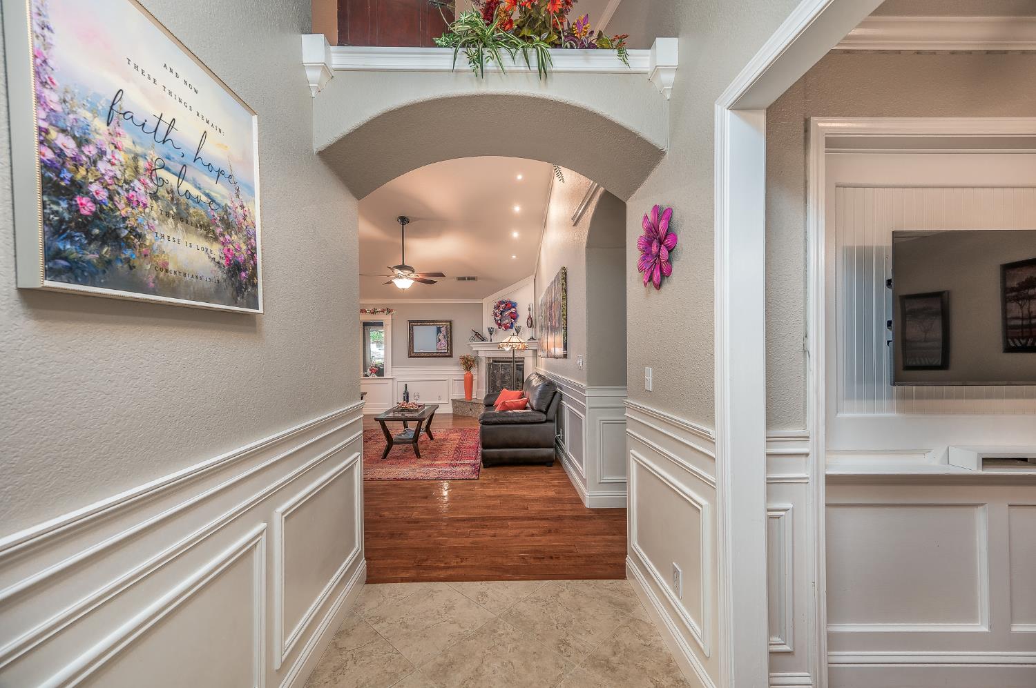 1253 River Bluff Drive