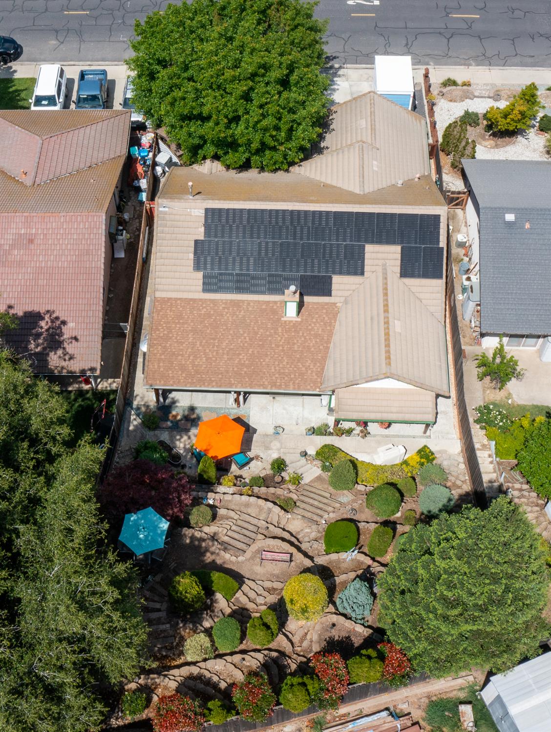 1253 River Bluff Drive