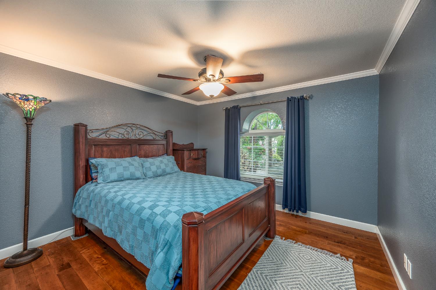 1253 River Bluff Drive