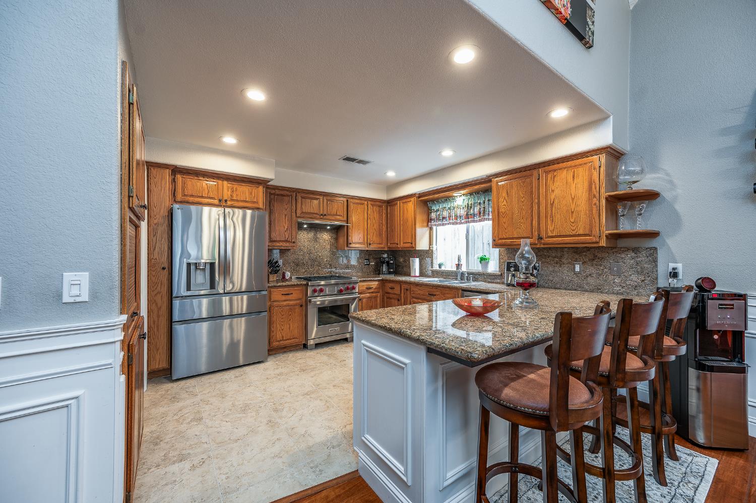 1253 River Bluff Drive
