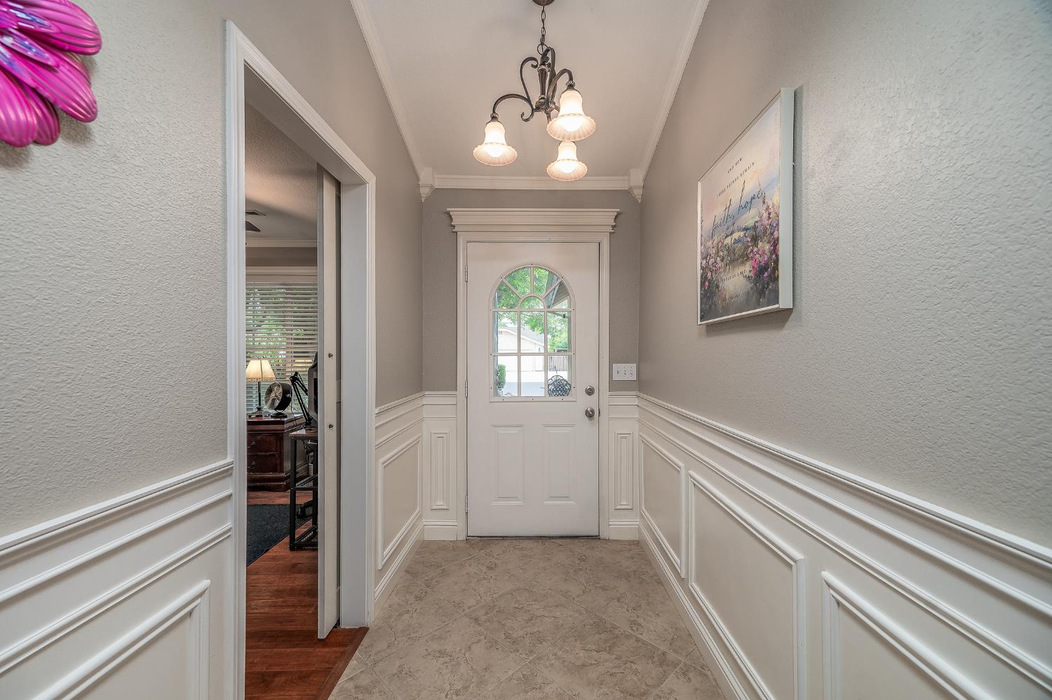 1253 River Bluff Drive
