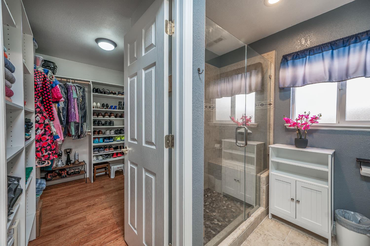 1253 River Bluff Drive