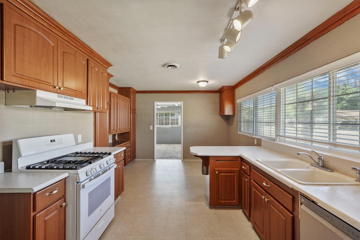 281 Lambuth Avenue