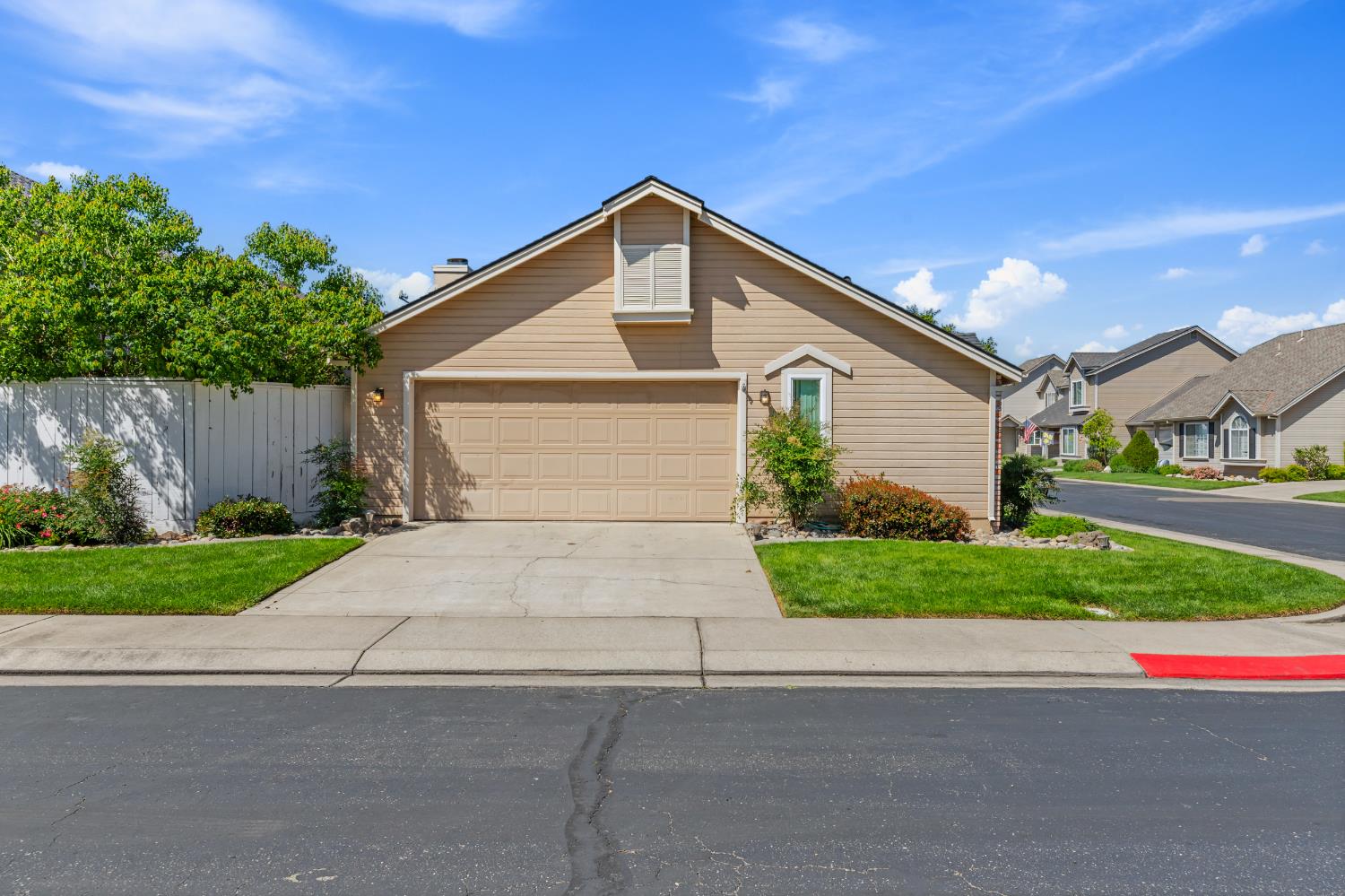 2828 Field Stone Street