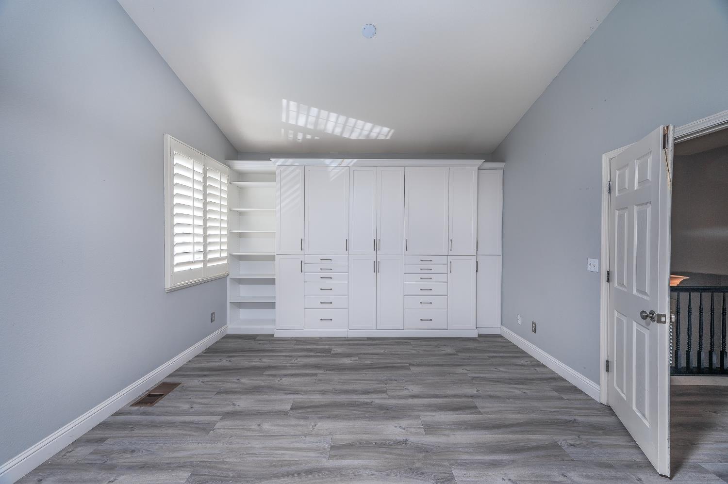 2800 Olympus Court